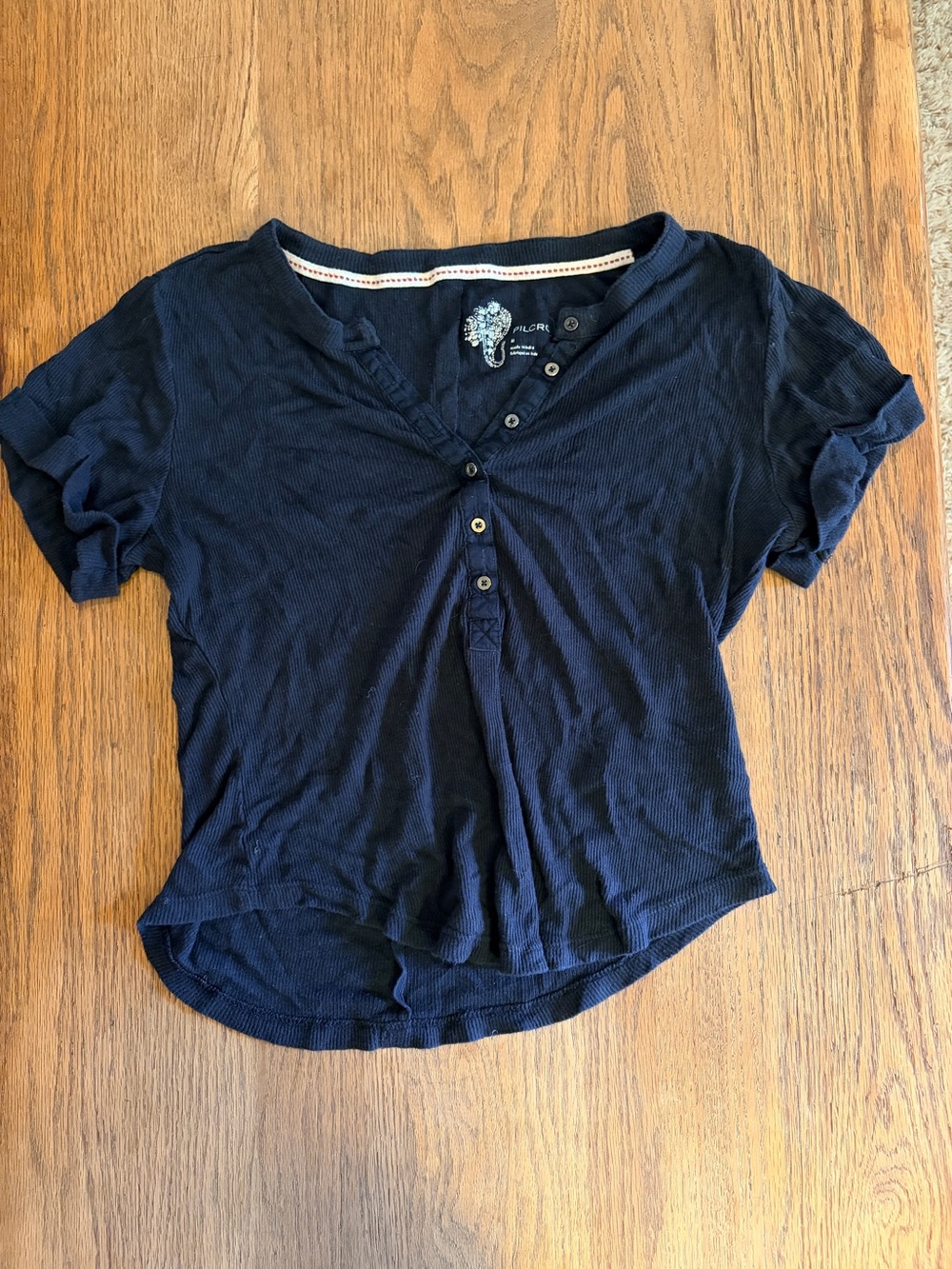 Women's Black Short Sleeve Button Up Henley Top by Pilcro sz M